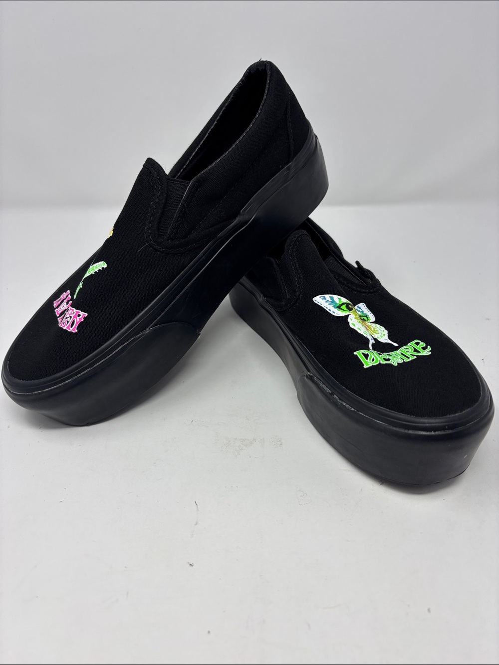 Vans | awaken 6.5 Black Slip-On Platform Sneakers with Neon Floral